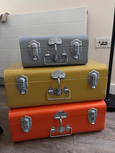 Habitat storage trunks - no.,