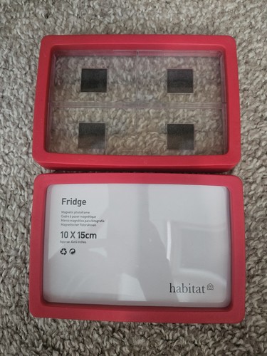Habitat red magnetic - 2, x
