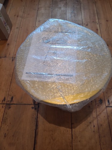 Habitat aditi side - side, table